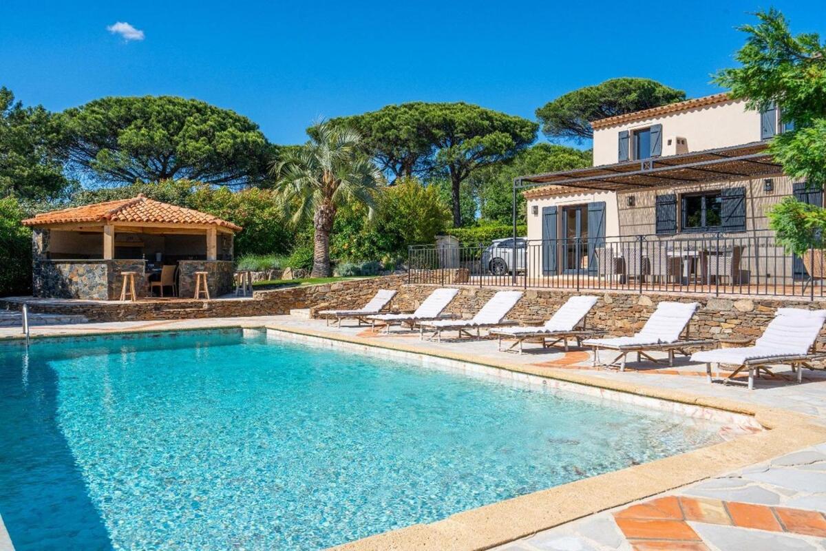 Luxueuse Vue Vignes Avec Piscine Et Terrain De Petanque Gassin