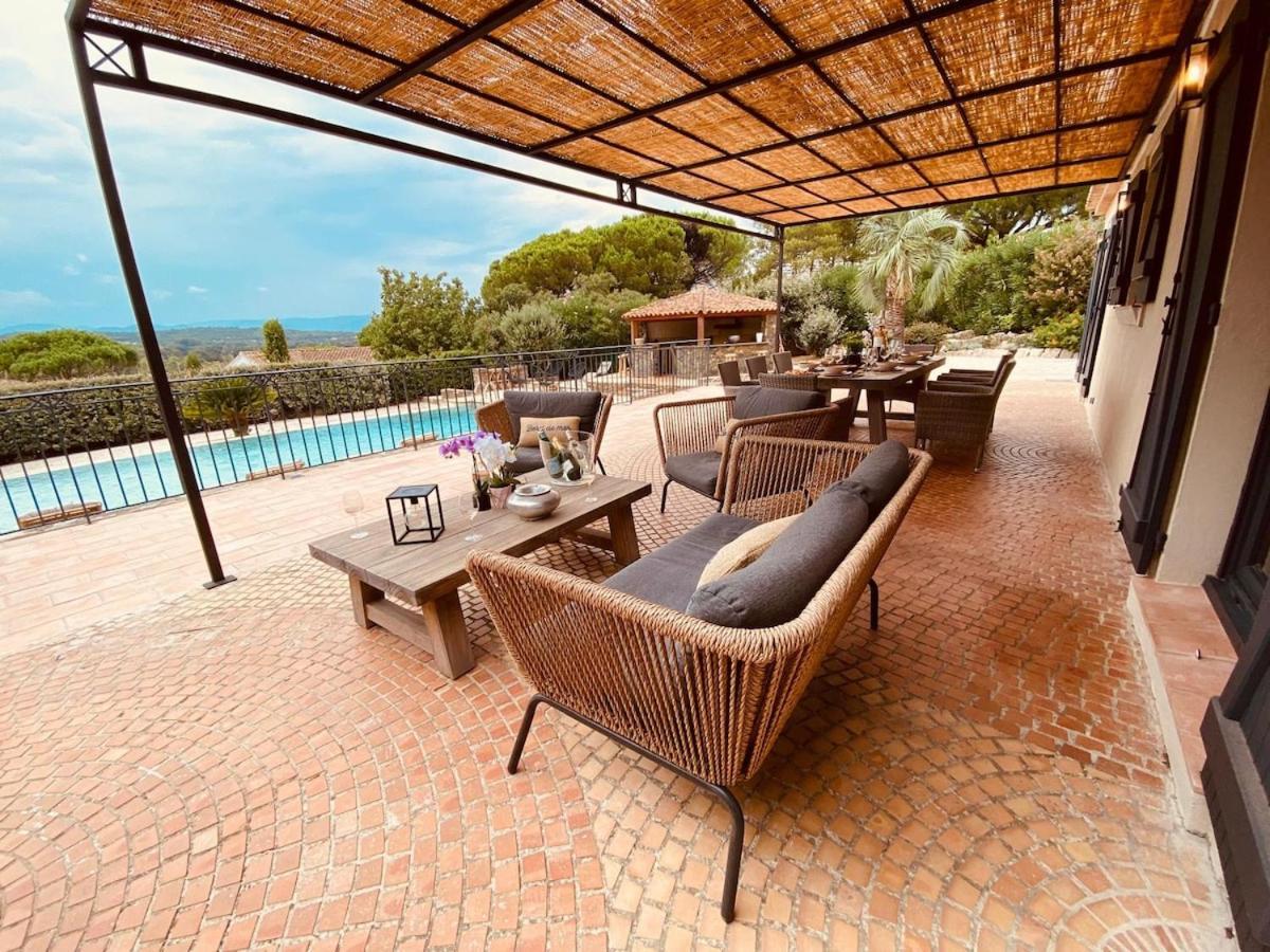 Luxueuse Vue Vignes Avec Piscine Et Terrain De Petanque Gassin