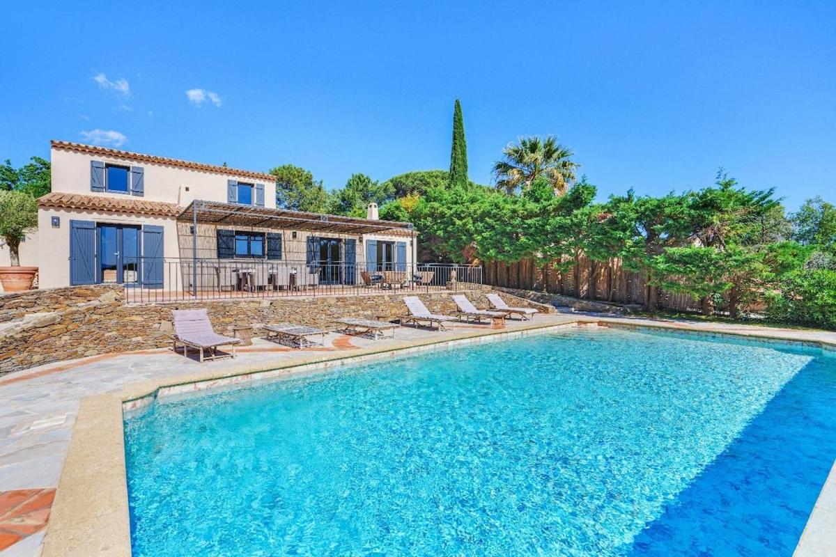 Villa Luxueuse Vue Vignes Avec Piscine Et Terrain De Petanque *